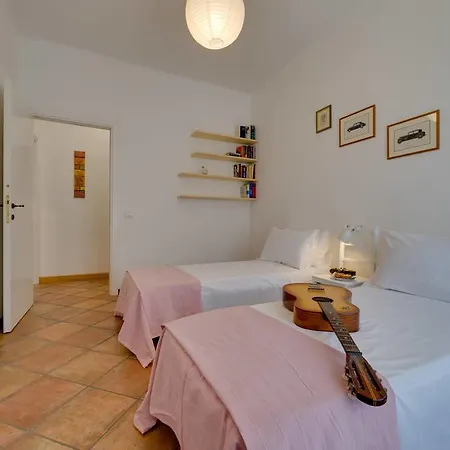 Colorful Lovely 2bed Flat In Garbatella *